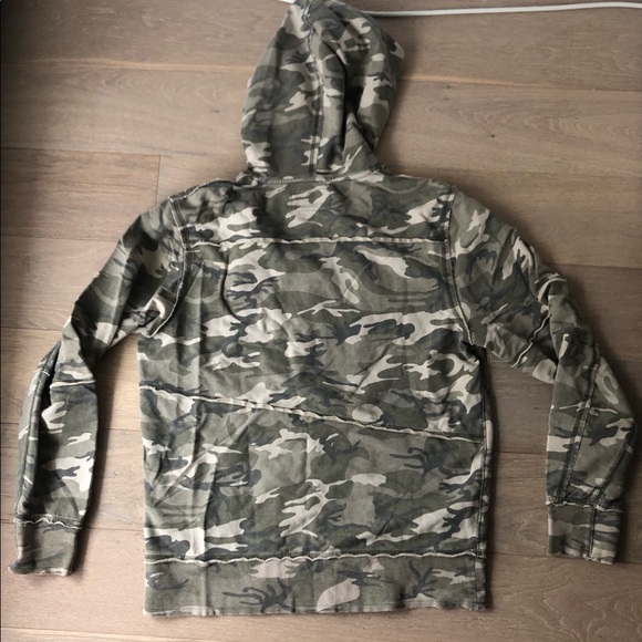 Industry Supply Co, Camo hoody, Medium - Picture 4 of 4